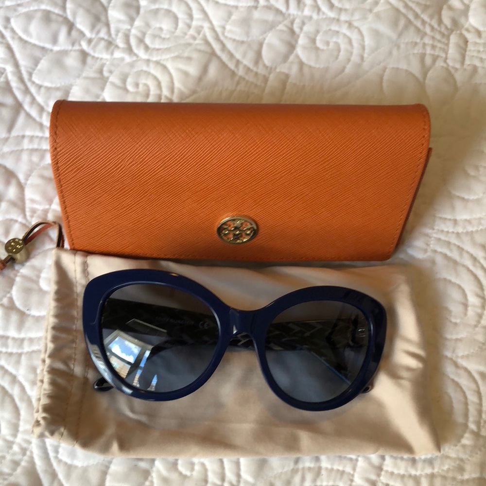 Tory Burch Sunglasses Navy Blue NWOT